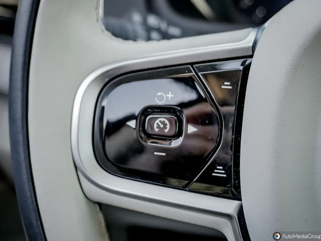 Volvo XC90 снимка Volvo XC90
