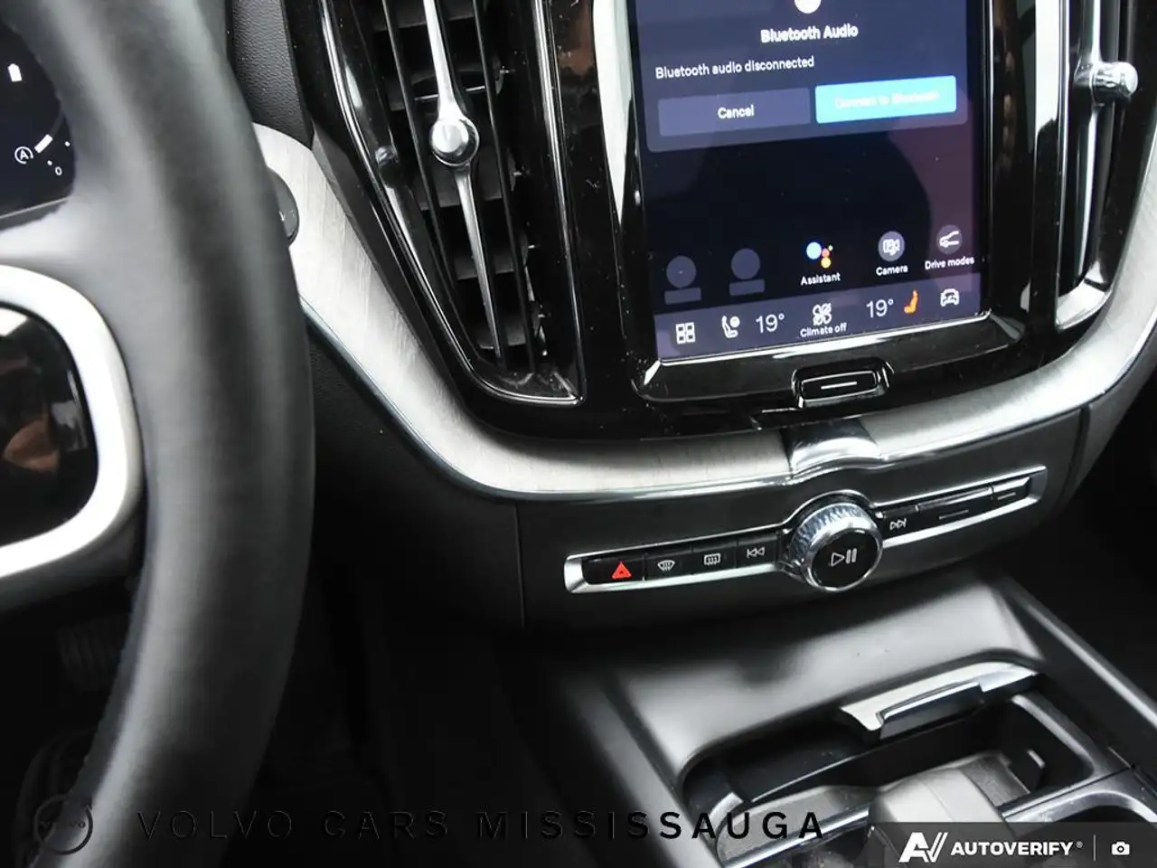 Volvo XC60 photo Volvo XC60