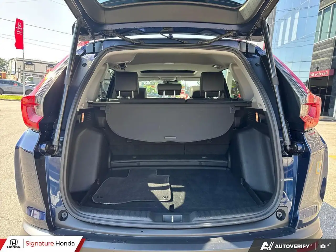 Honda CR-V photo Honda CR-V