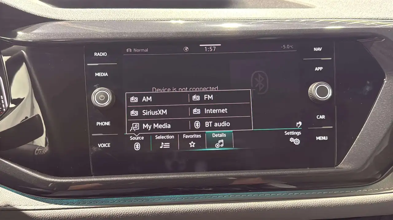 Volkswagen Taos снимка Volkswagen Taos