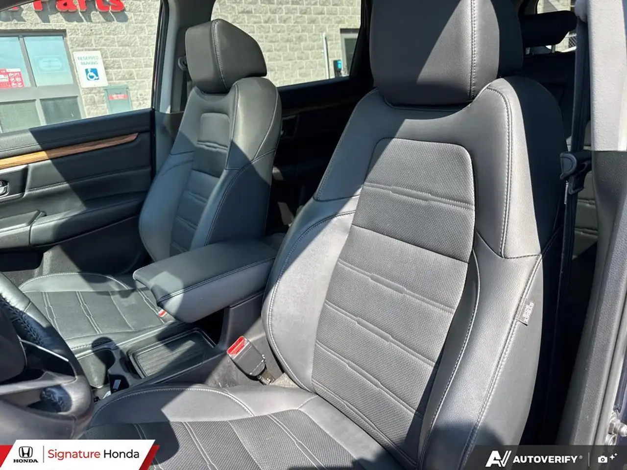 Honda CR-V photo Honda CR-V