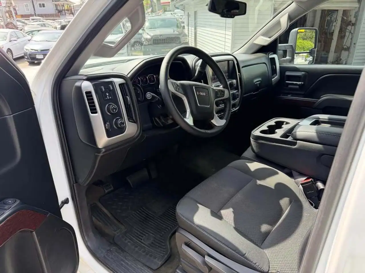 GMC Sierra 3500HD fotografie GMC Sierra 3500HD
