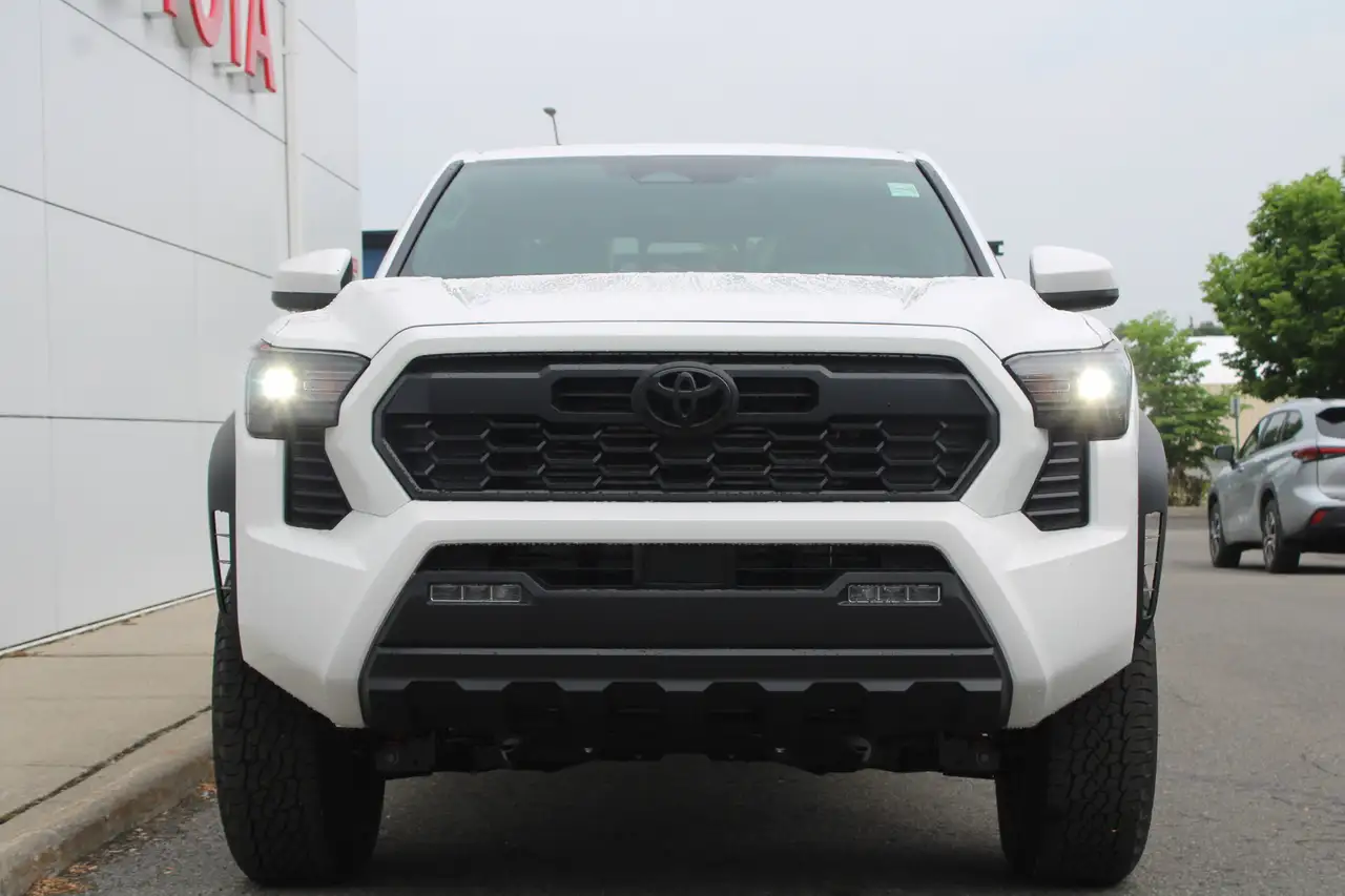 Toyota Tacoma photo Toyota Tacoma