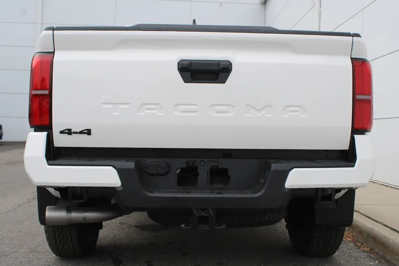 Toyota Tacoma photo Toyota Tacoma