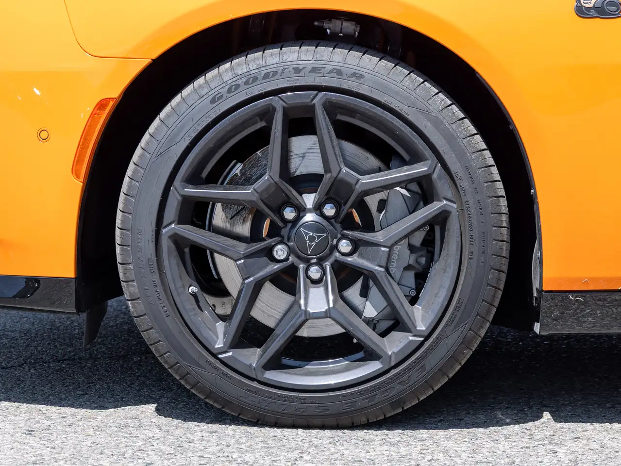 Dodge Charger снимка Dodge Charger