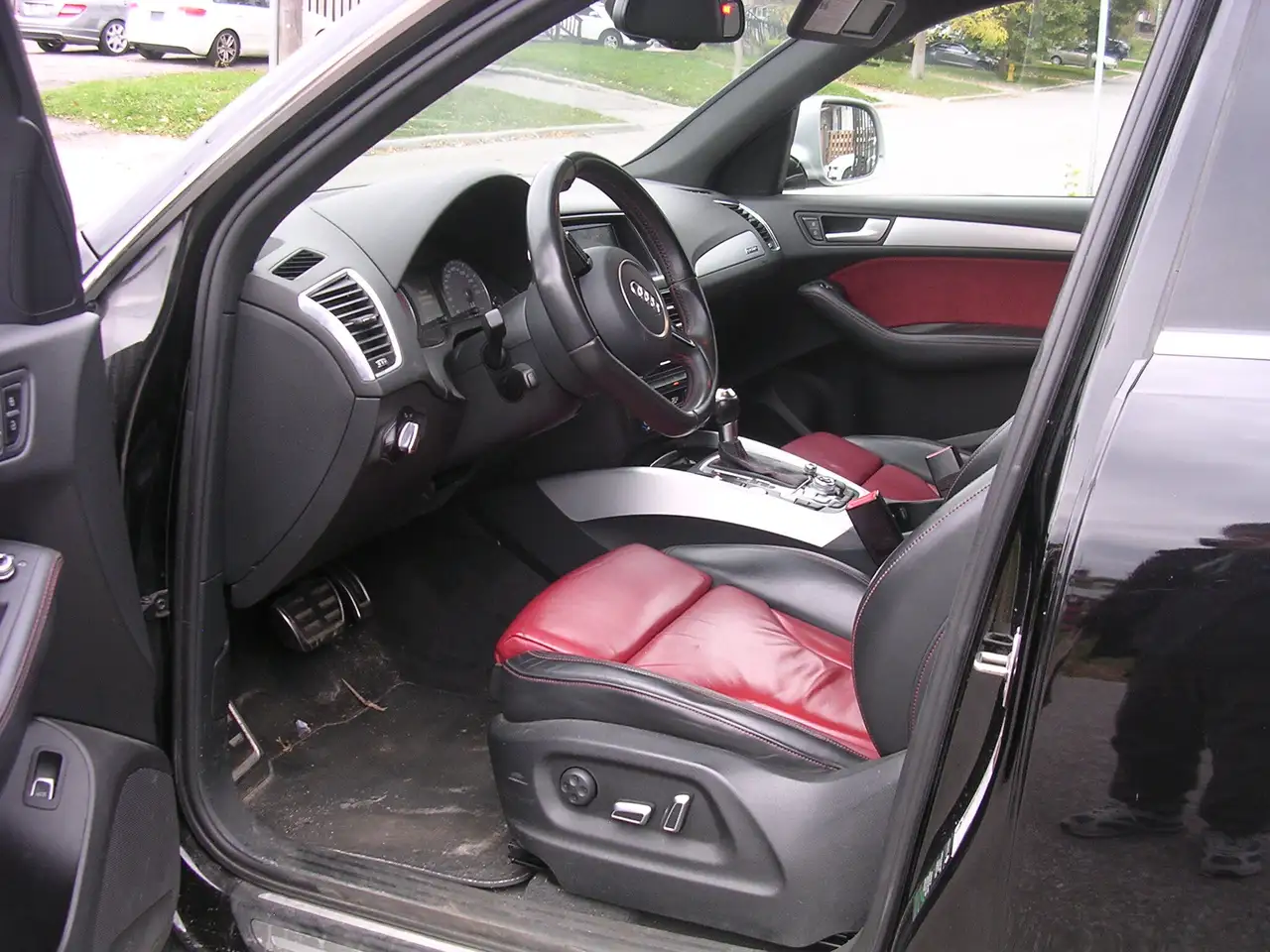 Audi SQ5 снимка Audi SQ5