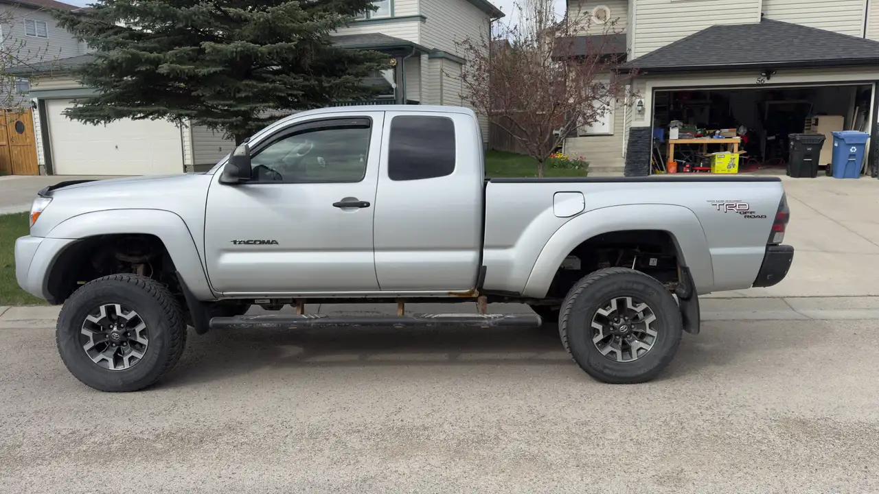 Toyota Tacoma снимка Toyota Tacoma