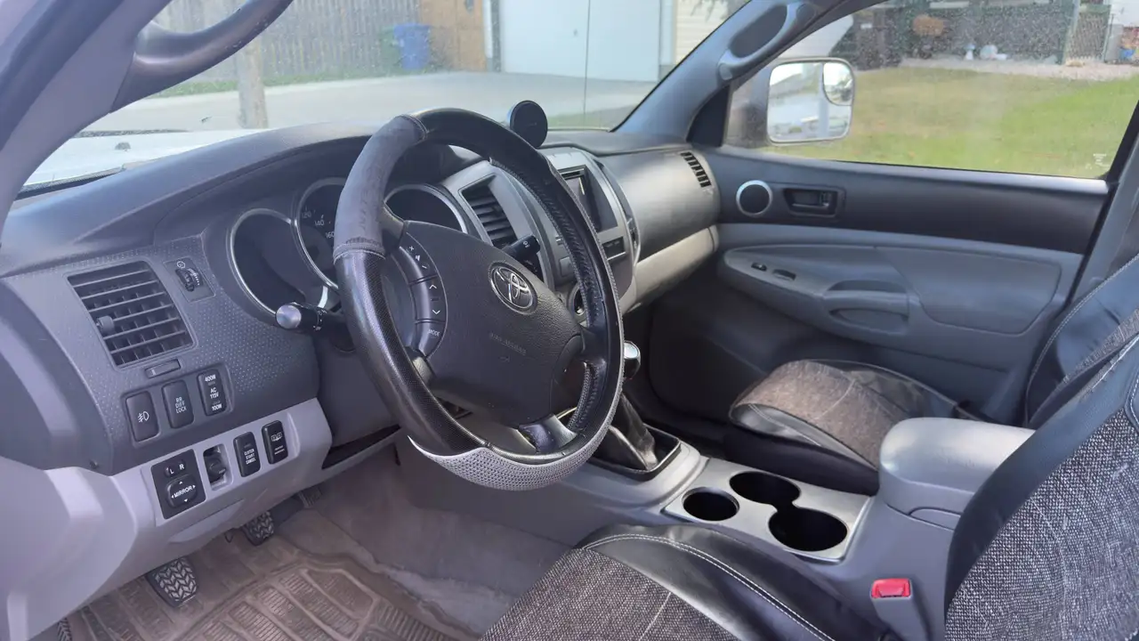 Toyota Tacoma снимка Toyota Tacoma