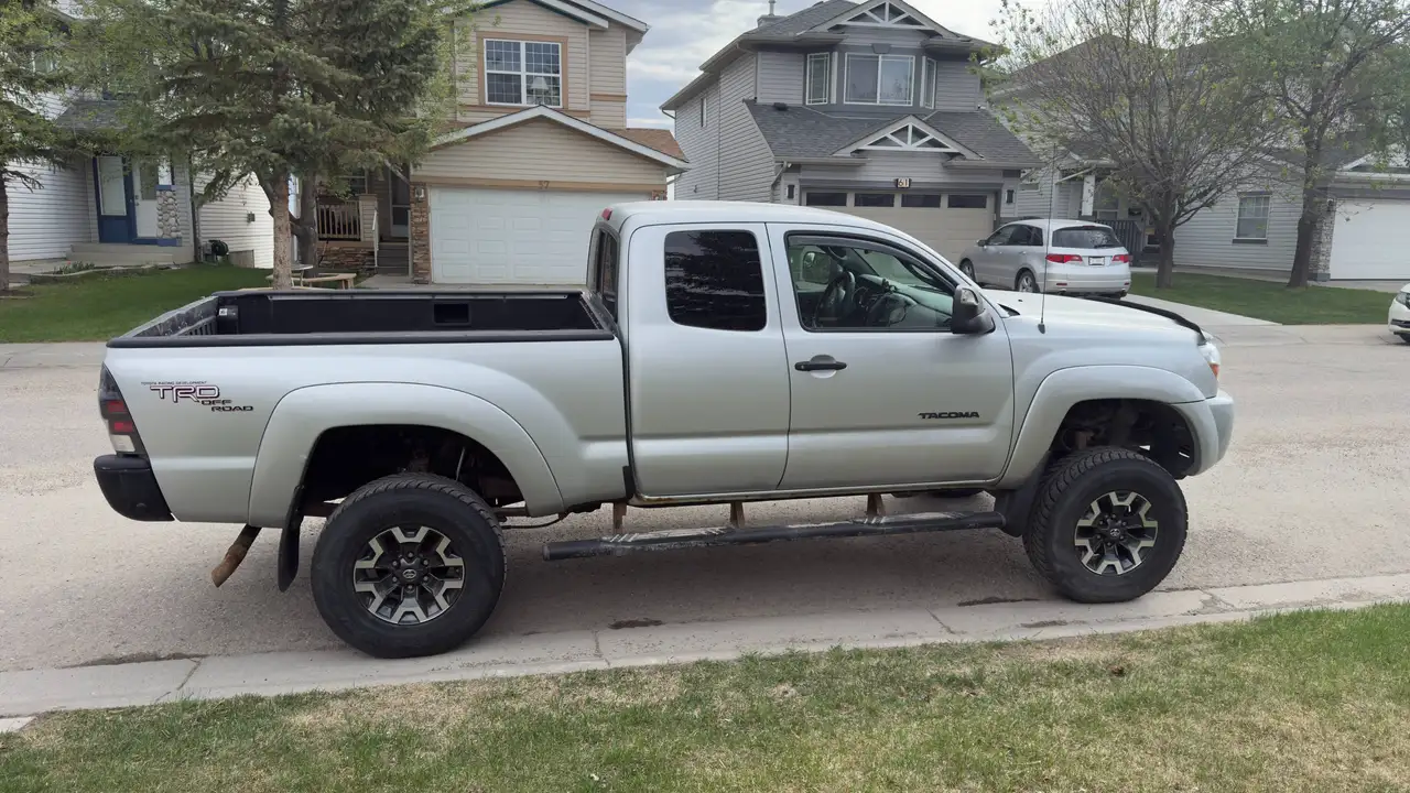 Toyota Tacoma снимка Toyota Tacoma
