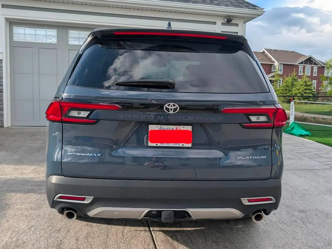 Toyota Grand Highlander photo Toyota Grand Highlander