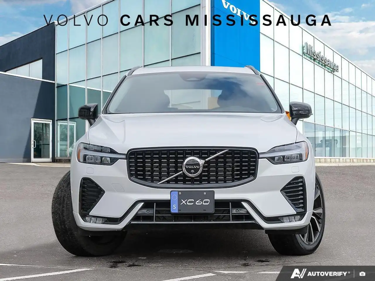 Volvo XC60 снимка Volvo XC60