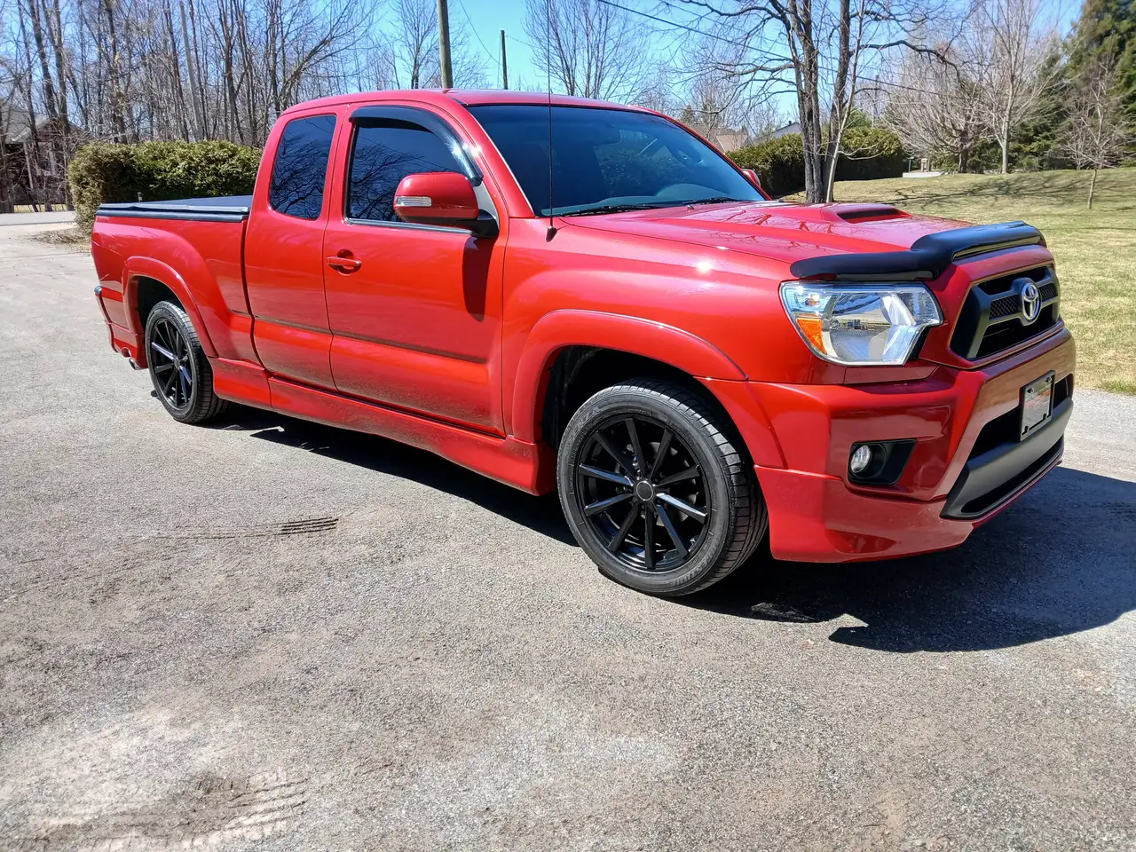 Toyota Tacoma снимка Toyota Tacoma