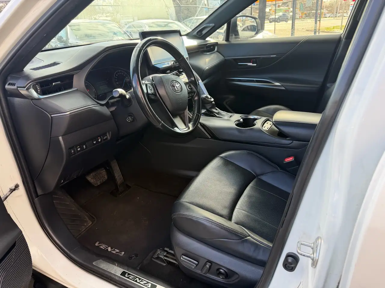 Toyota Venza снимка Toyota Venza