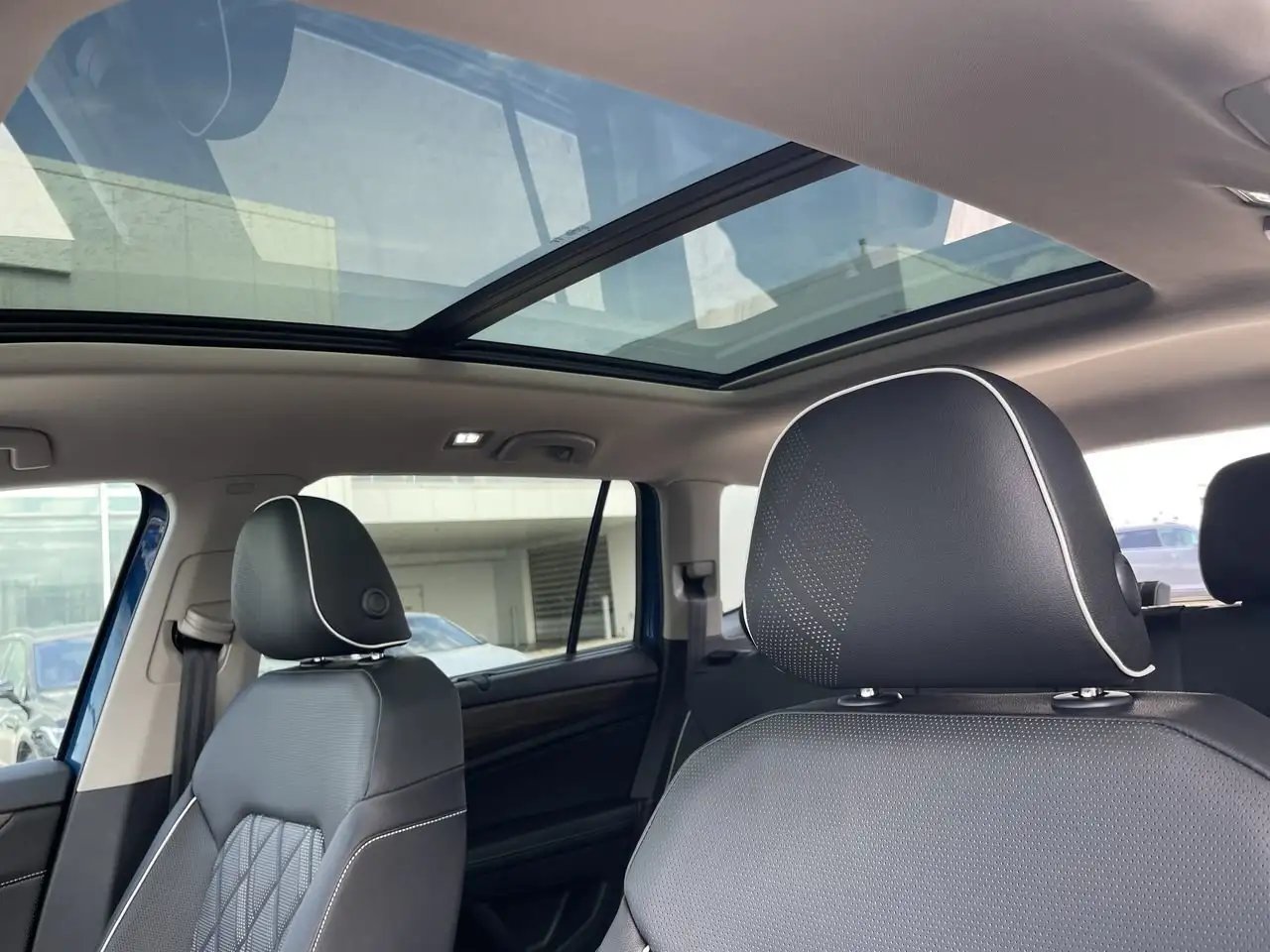 Volkswagen Atlas снимка Volkswagen Atlas