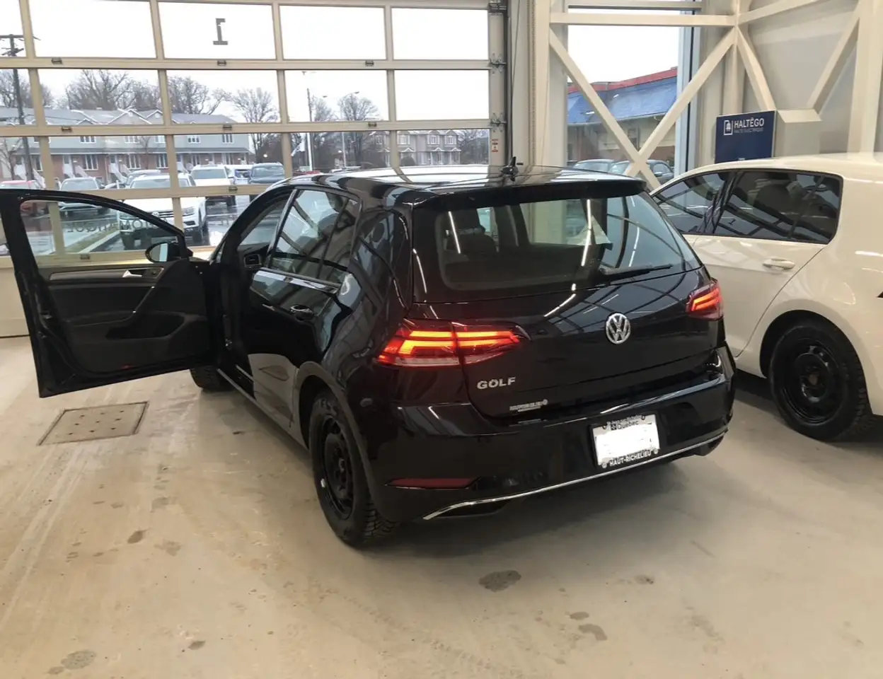 Volkswagen Golf снимка Volkswagen Golf