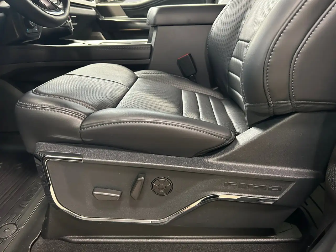 Ford F 350 снимка Ford F 350