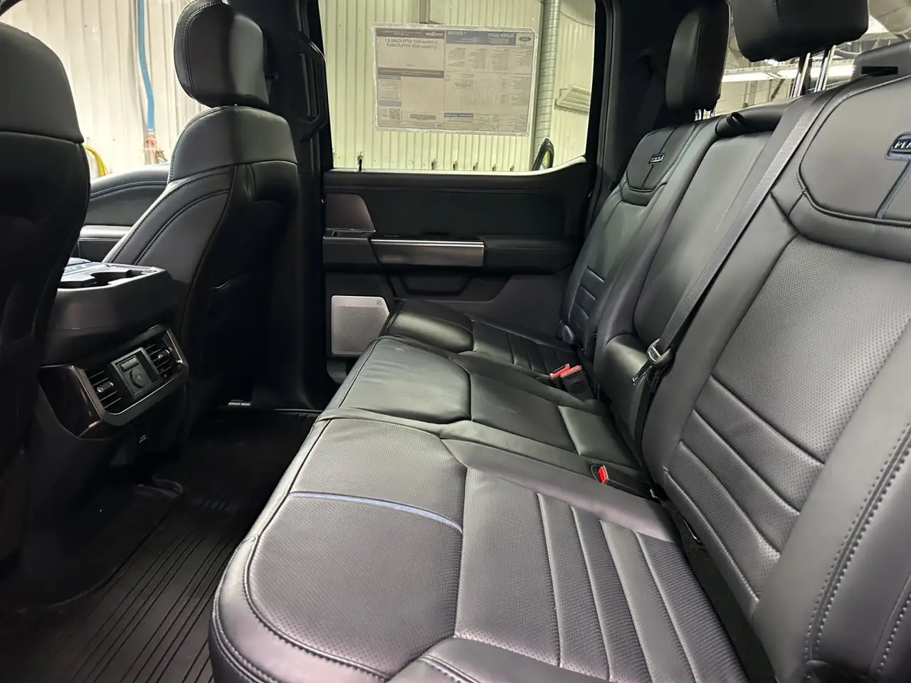 Ford F 350 снимка Ford F 350