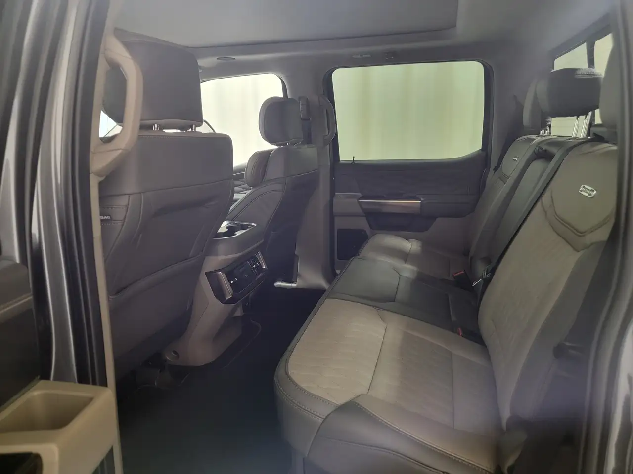 Ford F 350 снимка Ford F 350