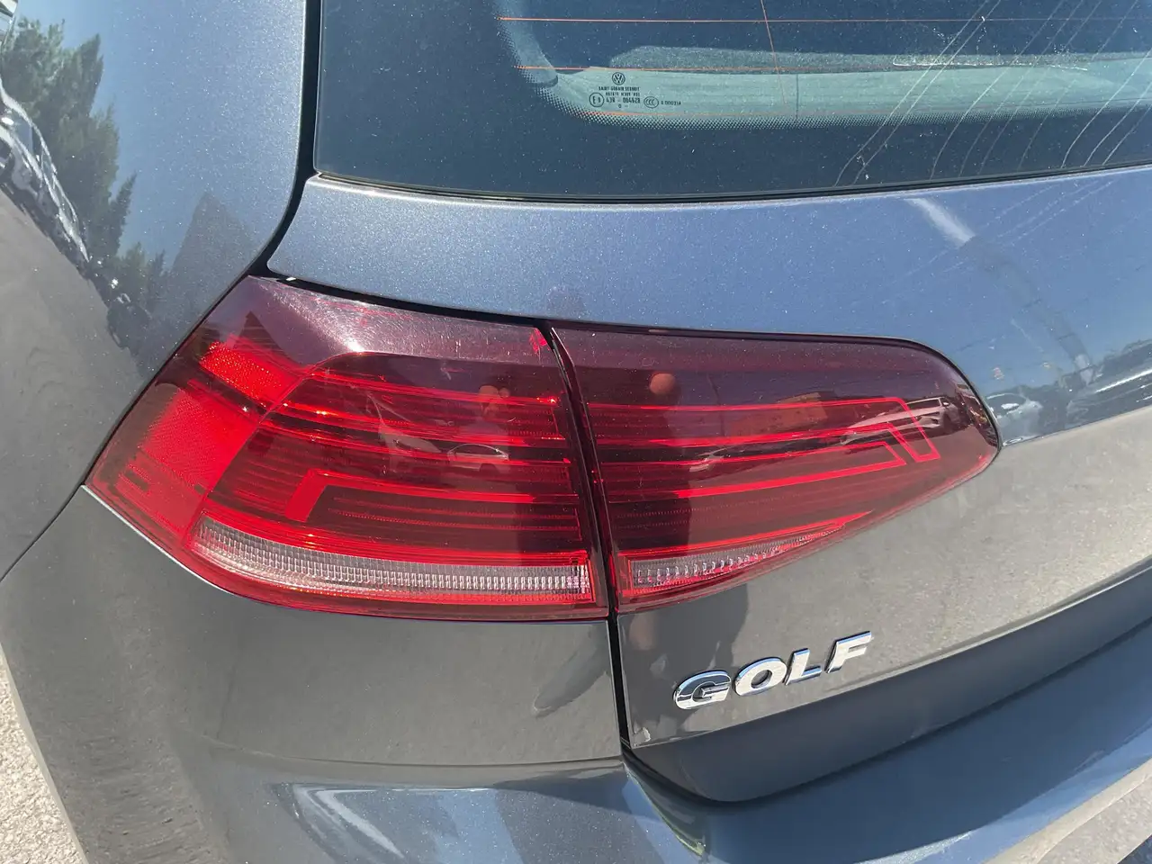 Volkswagen Golf photo Volkswagen Golf