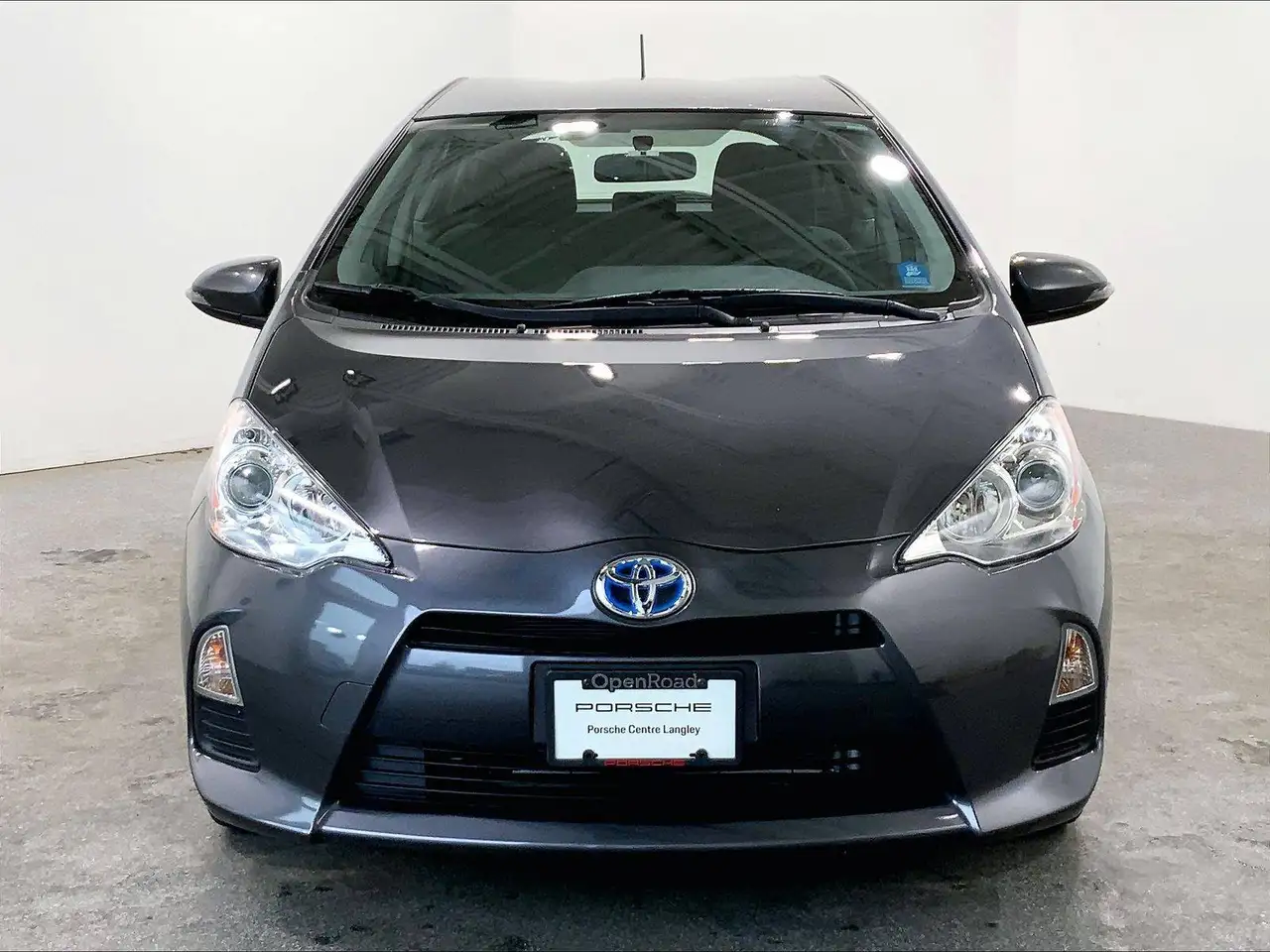 Toyota Prius c photo Toyota Prius c