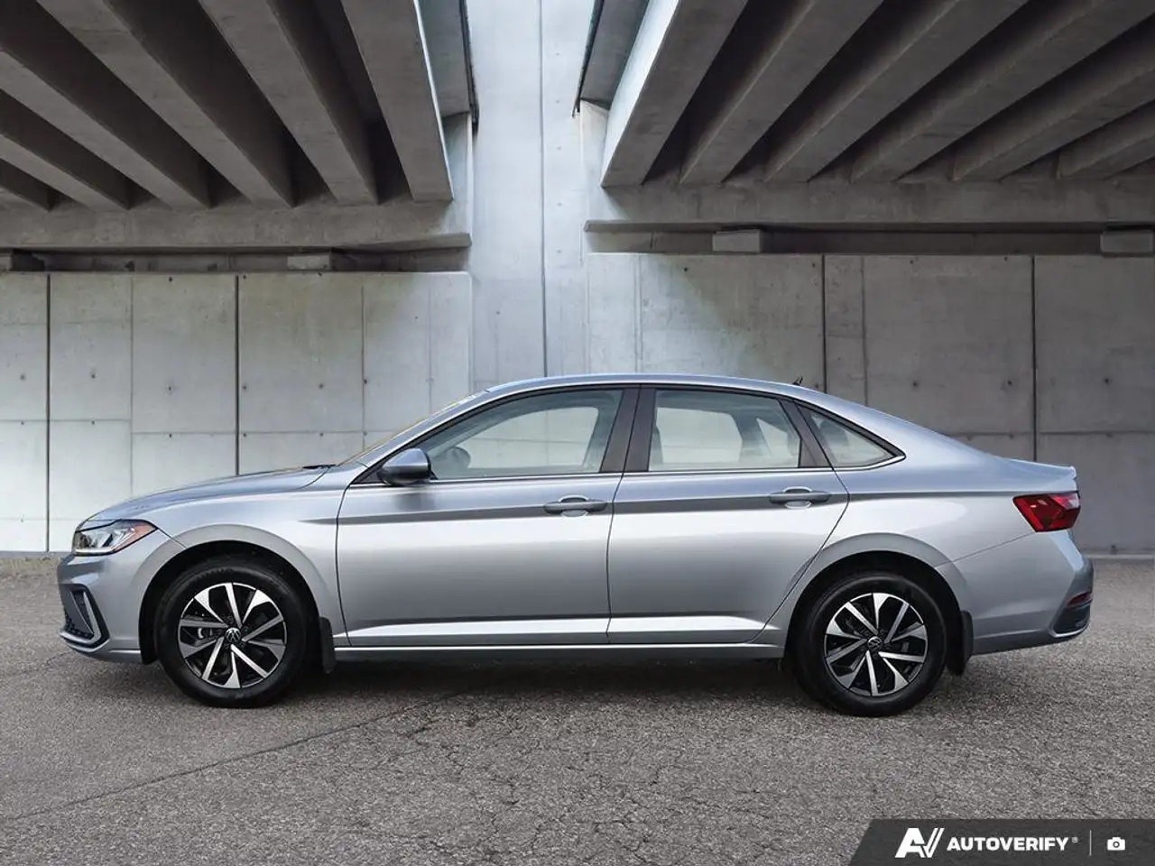 Volkswagen Jetta снимка Volkswagen Jetta