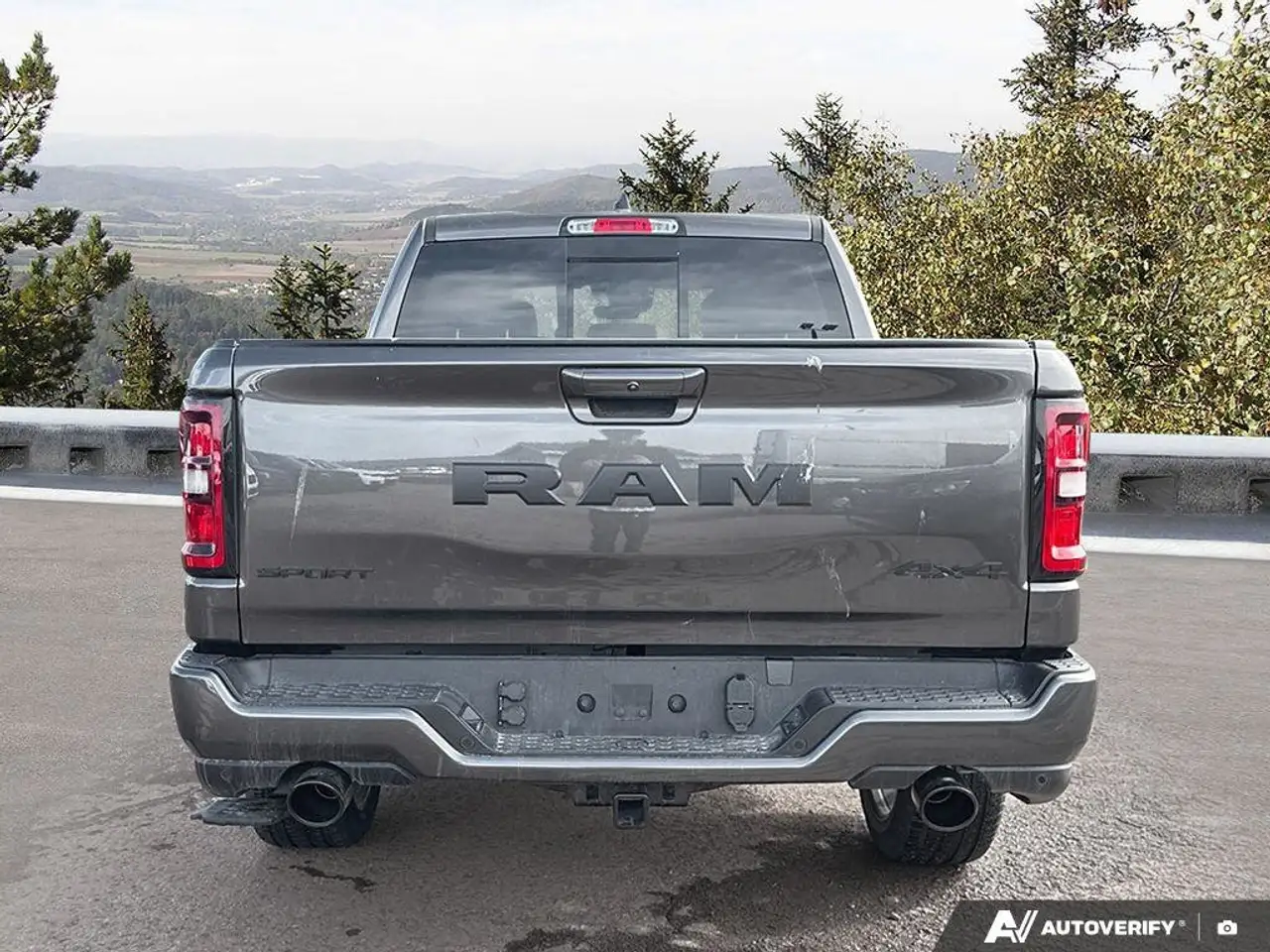 RAM 1500 photo RAM 1500