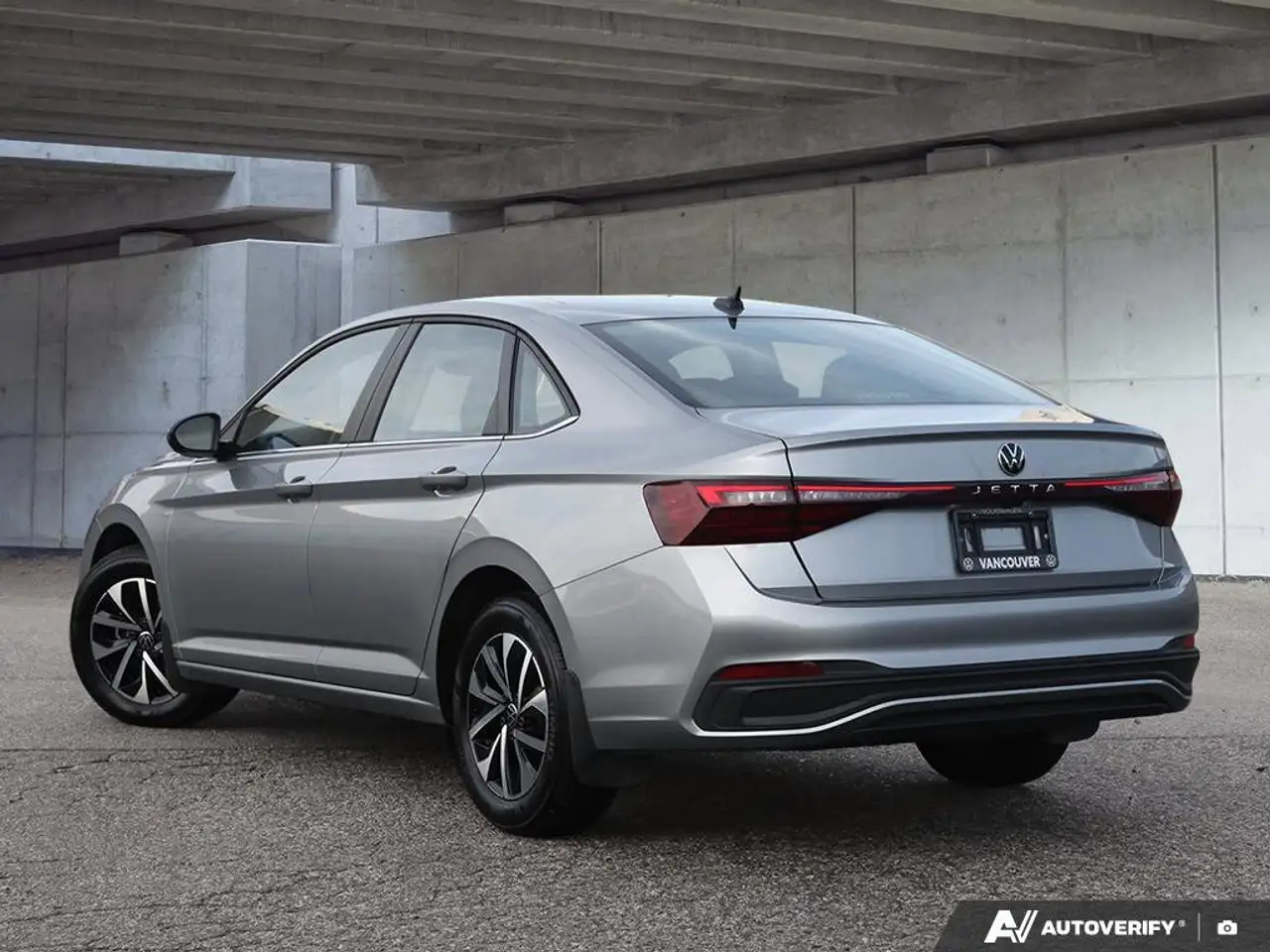 Volkswagen Jetta снимка Volkswagen Jetta