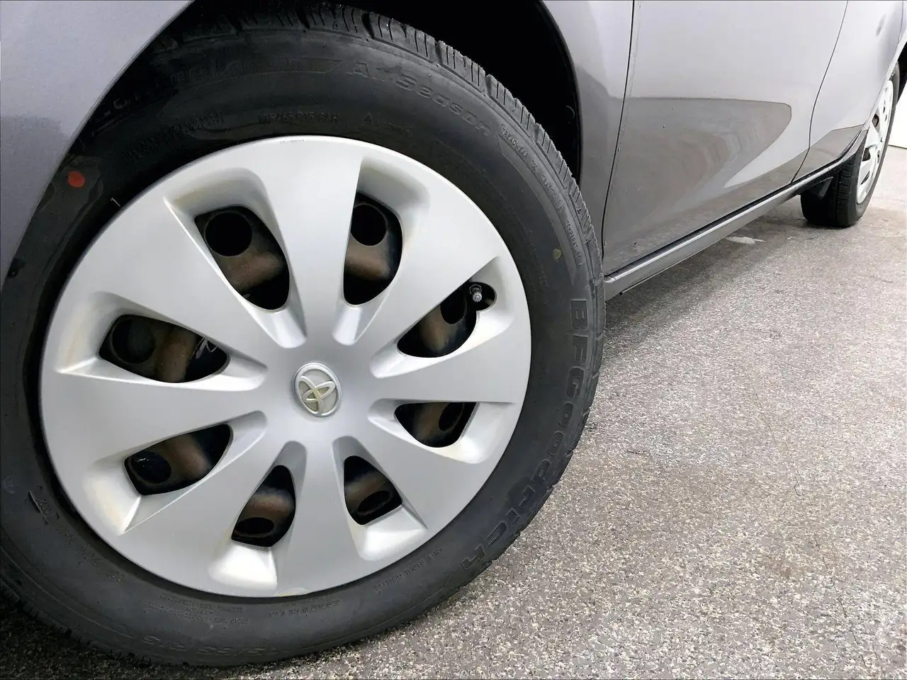 Toyota Prius c photo Toyota Prius c
