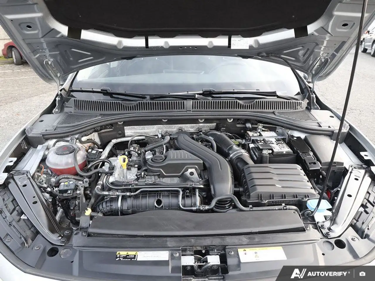 Volkswagen Jetta снимка Volkswagen Jetta