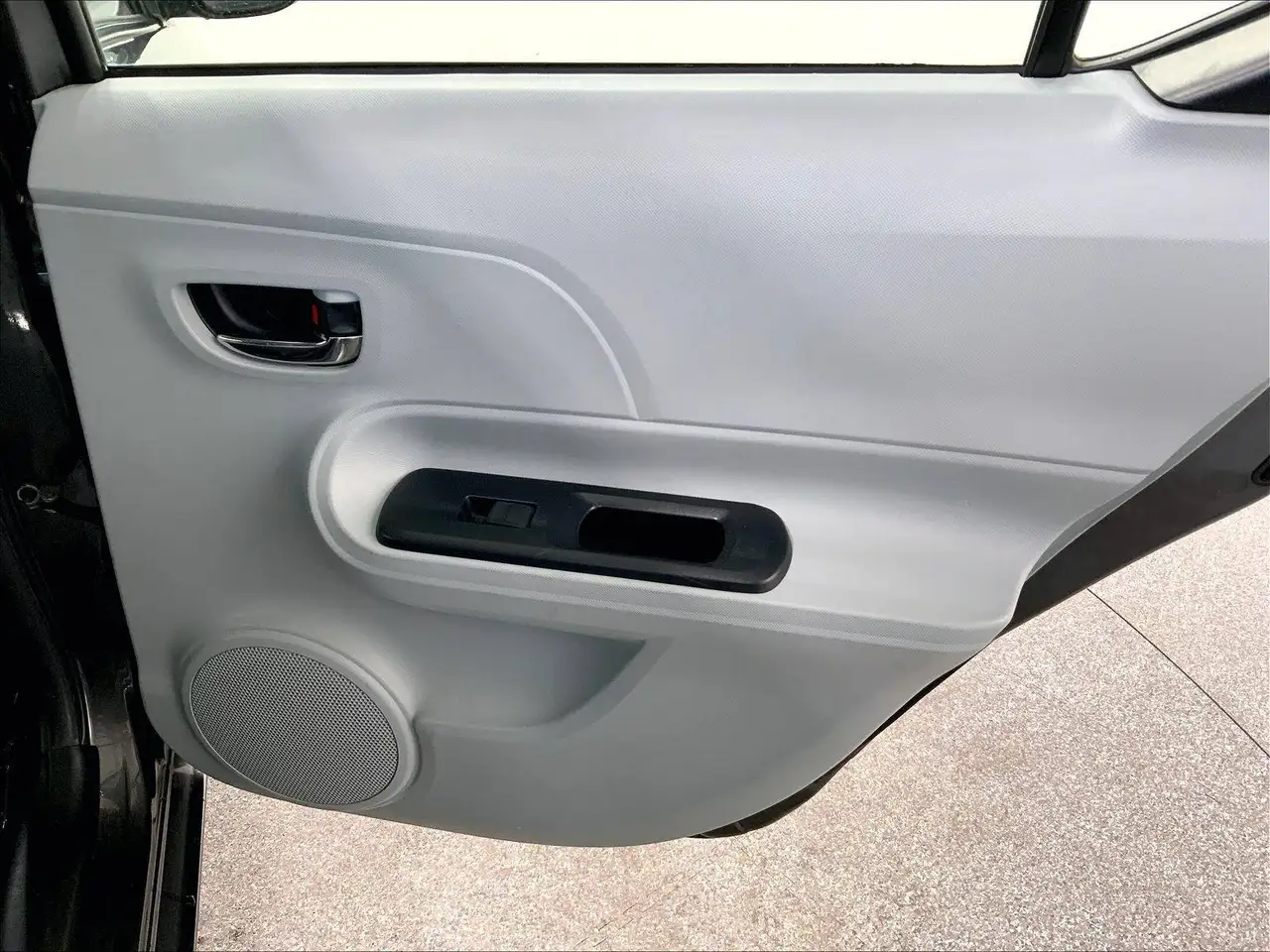Toyota Prius c photo Toyota Prius c