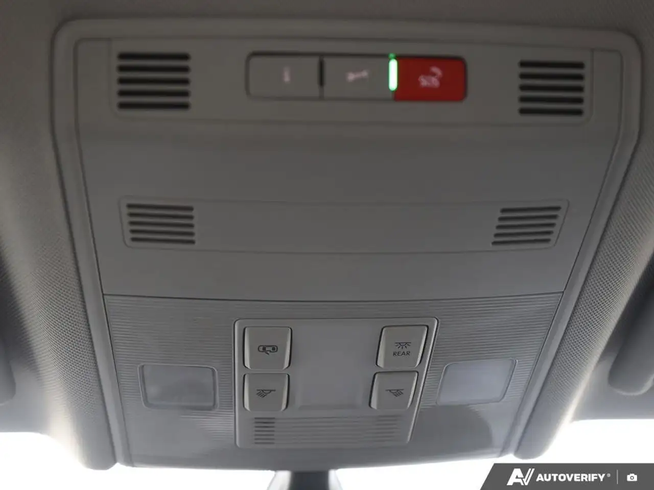 Volkswagen Jetta снимка Volkswagen Jetta