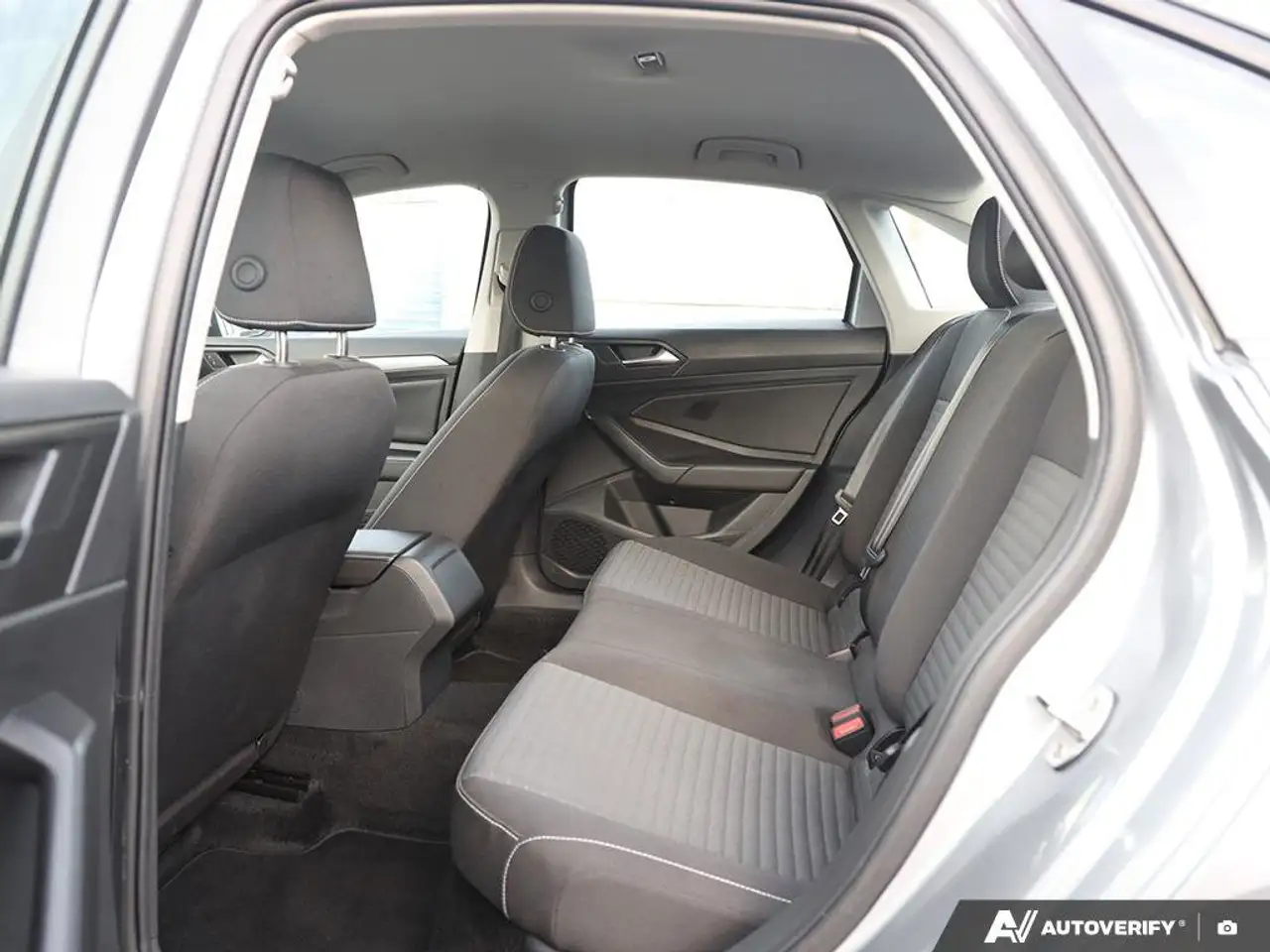 Volkswagen Jetta снимка Volkswagen Jetta