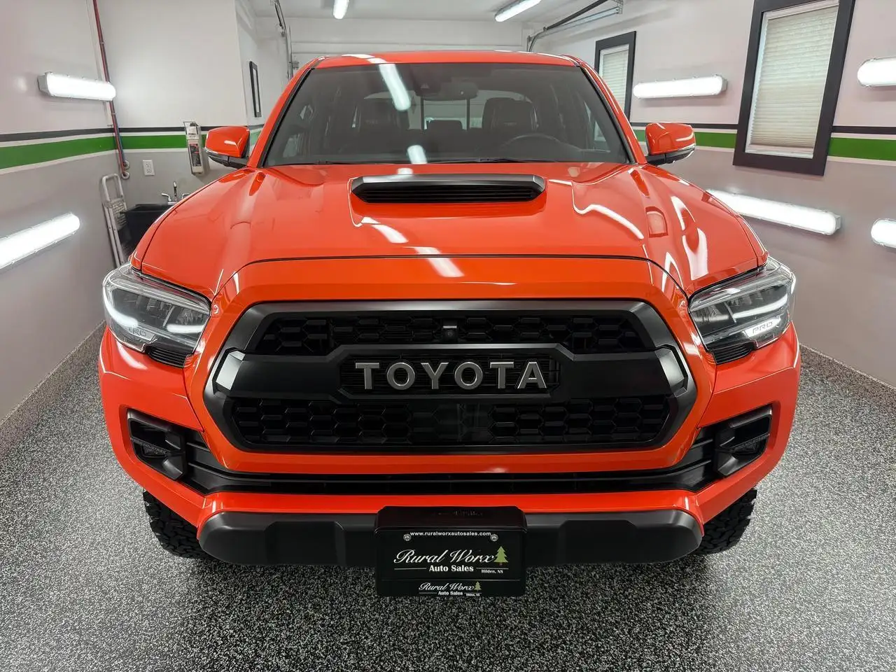 Toyota Tacoma снимка Toyota Tacoma