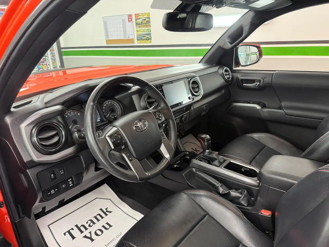 Toyota Tacoma снимка Toyota Tacoma
