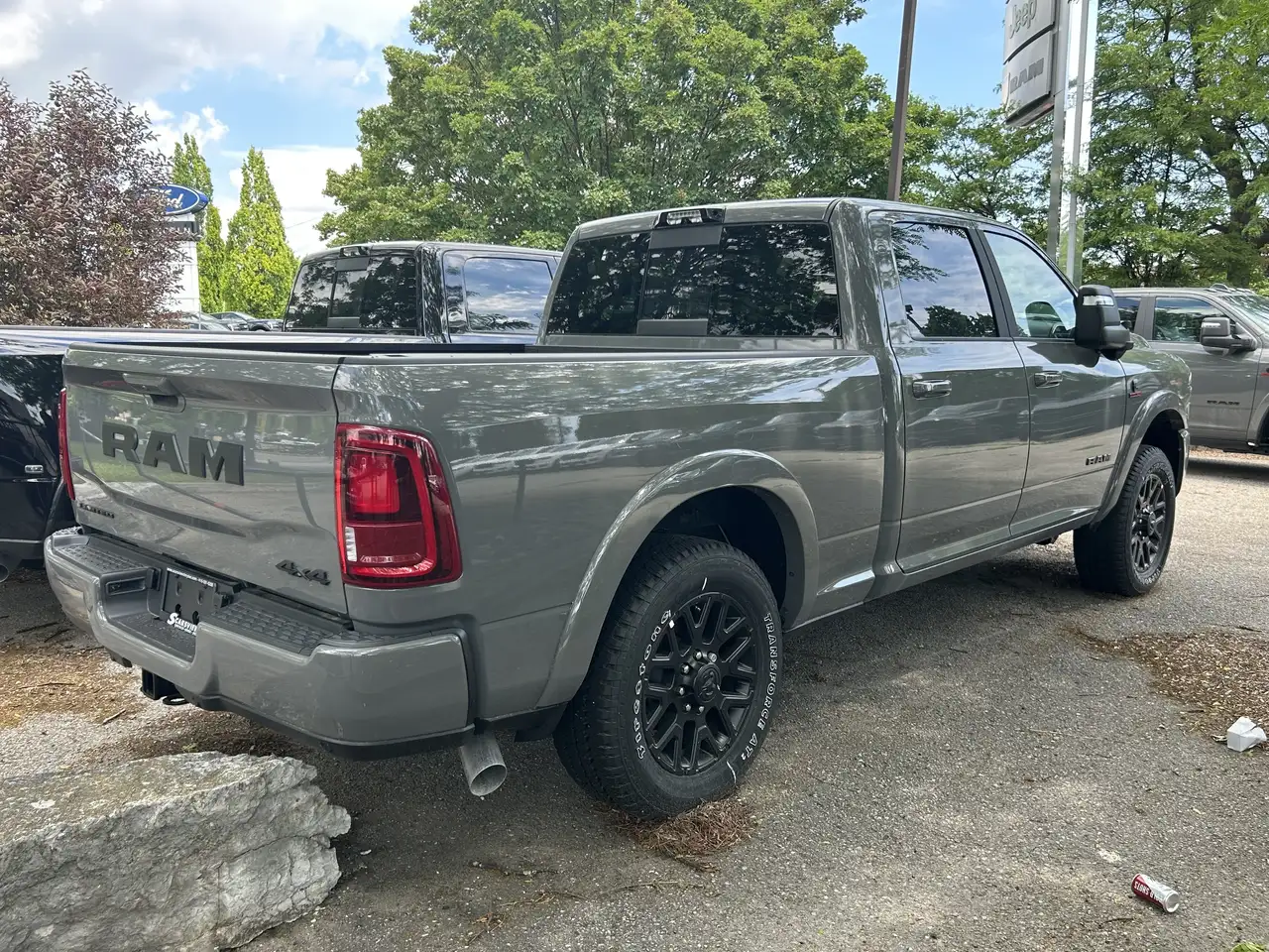 RAM 2500 снимка RAM 2500