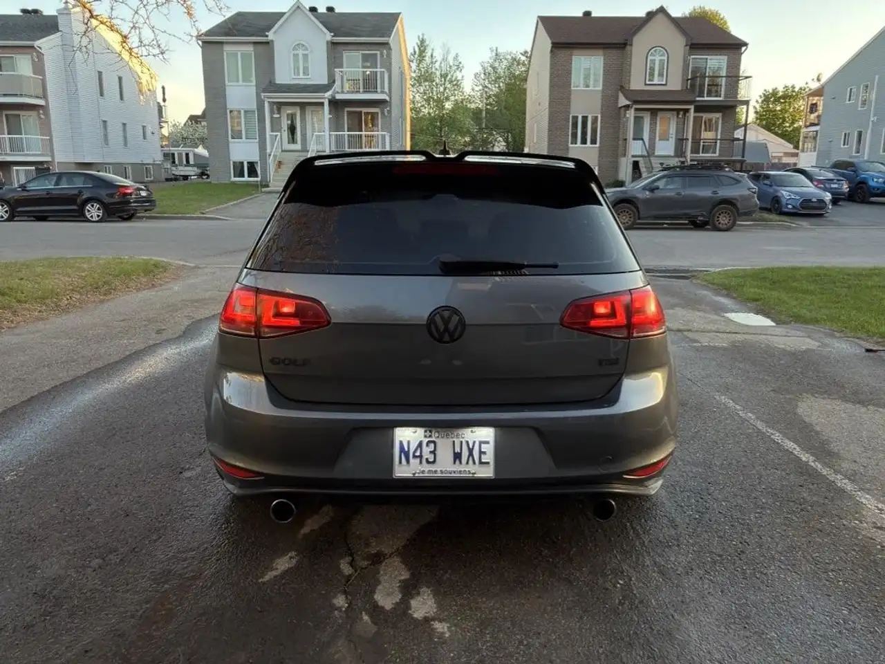 Volkswagen Golf photo Volkswagen Golf