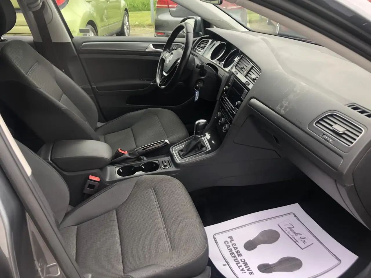 Volkswagen Golf photo Volkswagen Golf