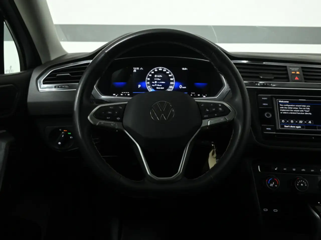 Volkswagen Tiguan снимка Volkswagen Tiguan