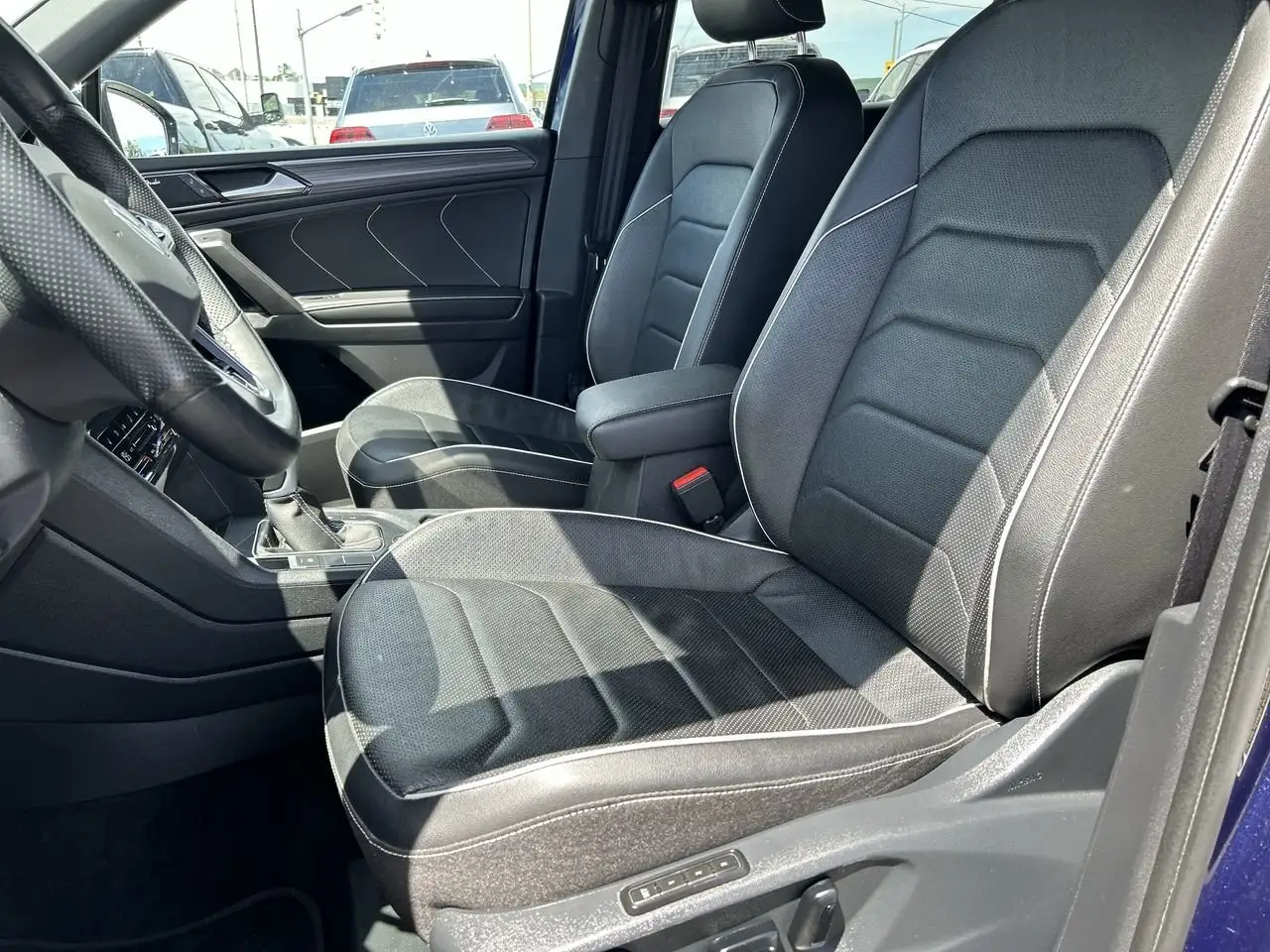 Volkswagen Tiguan photo Volkswagen Tiguan