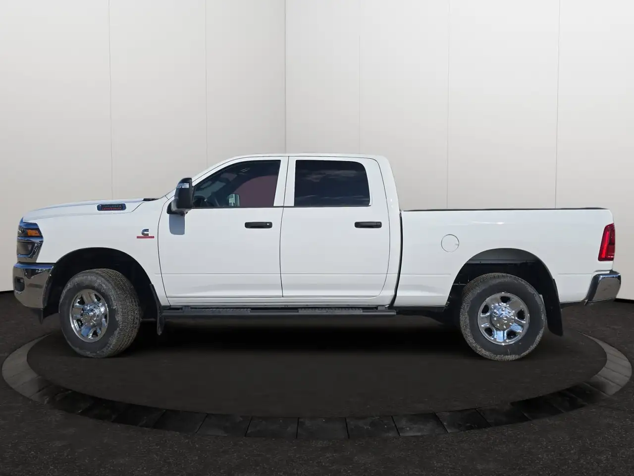 RAM 3500 снимка RAM 3500
