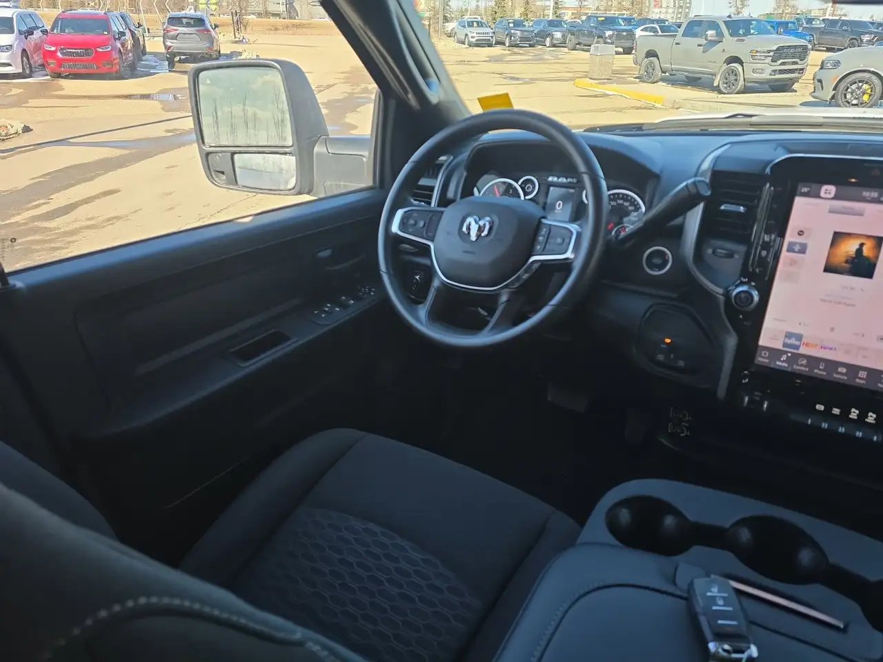 RAM 3500 снимка RAM 3500