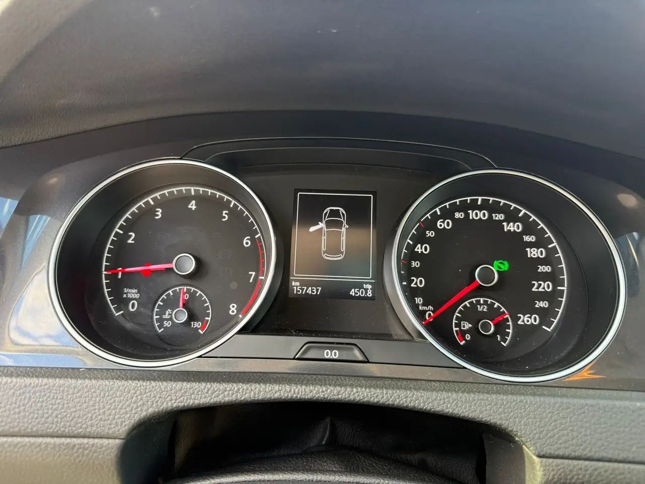 Volkswagen Golf photo Volkswagen Golf
