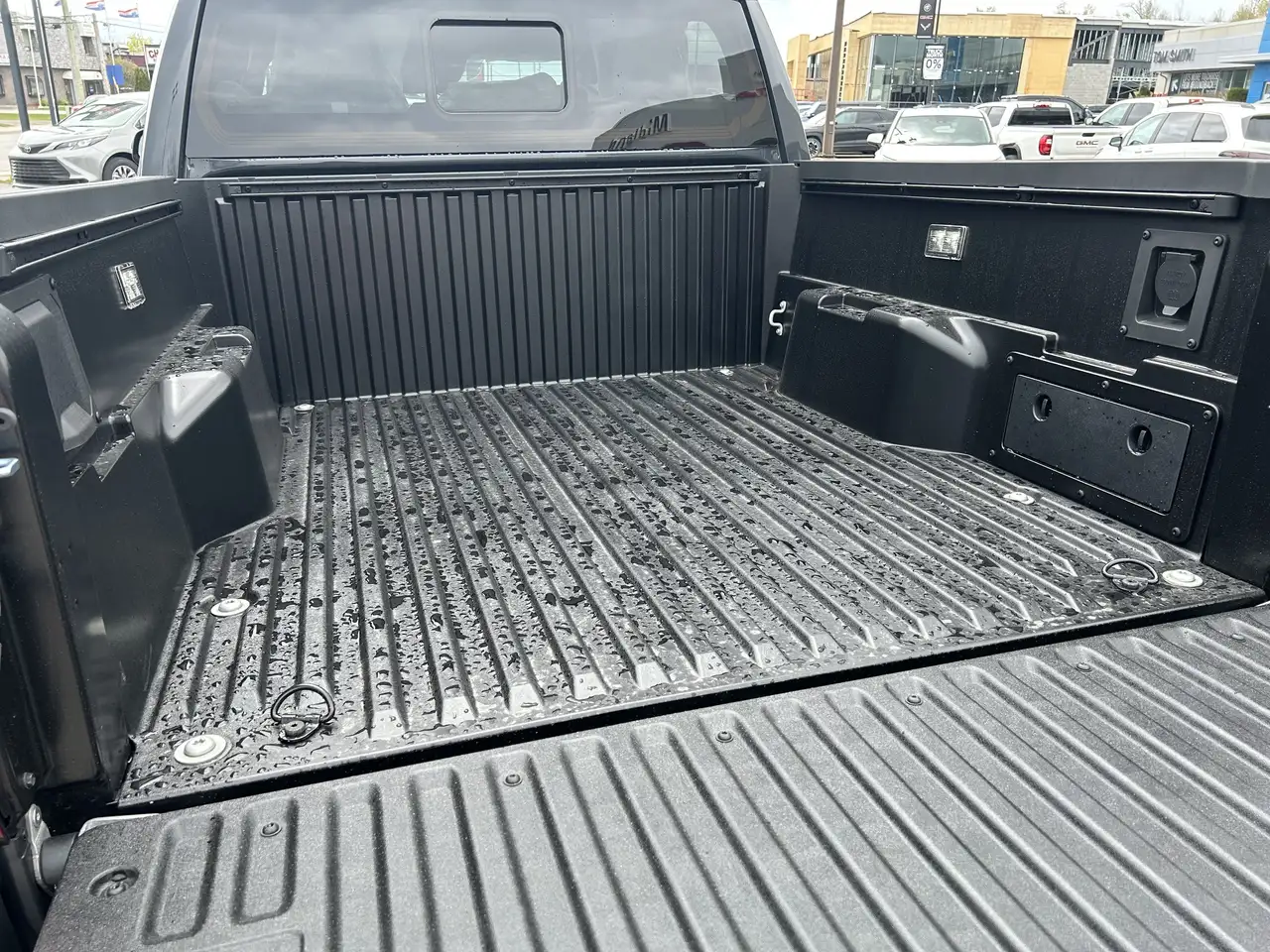 Toyota Tacoma снимка Toyota Tacoma