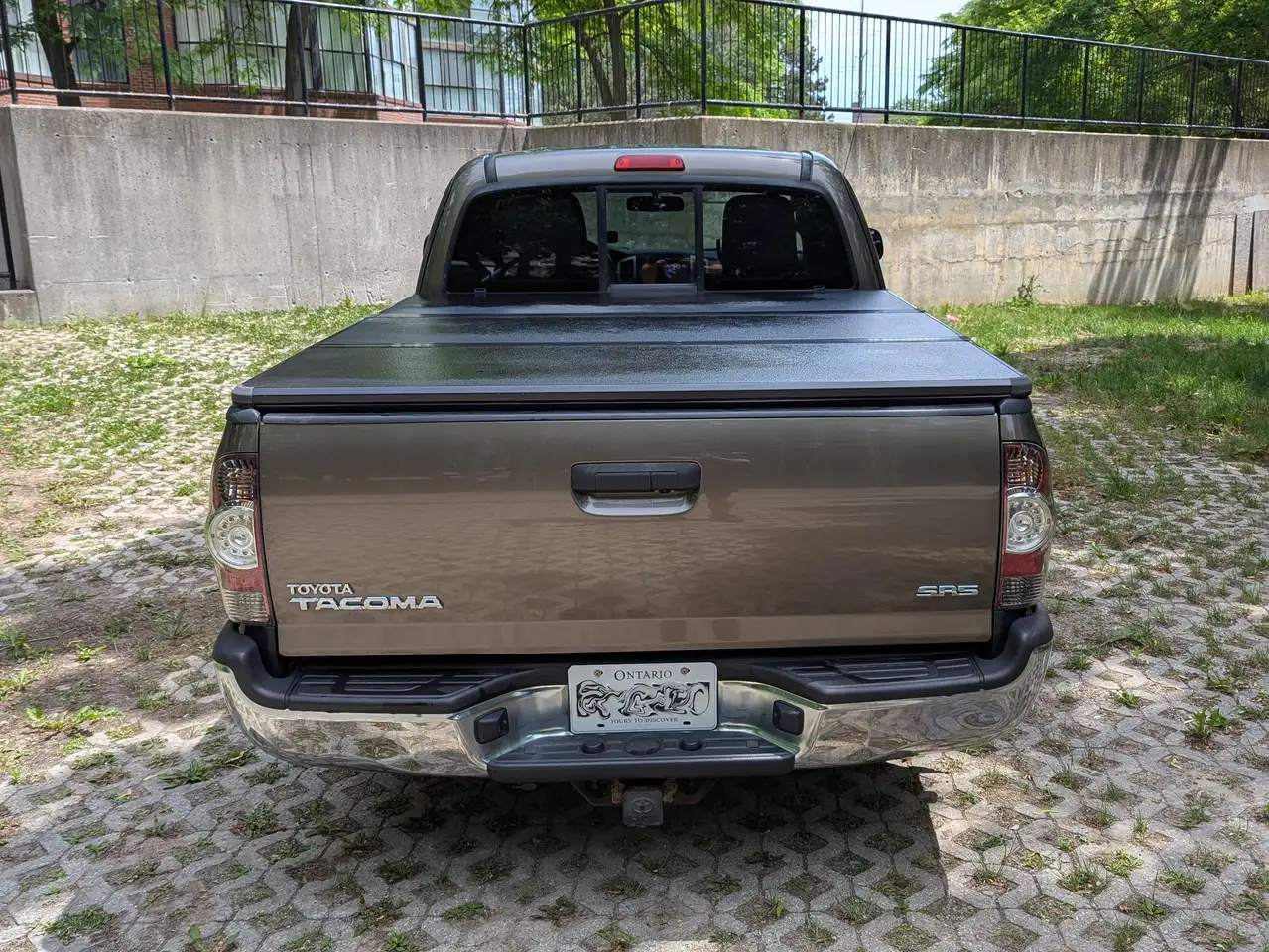 Toyota Tacoma снимка Toyota Tacoma