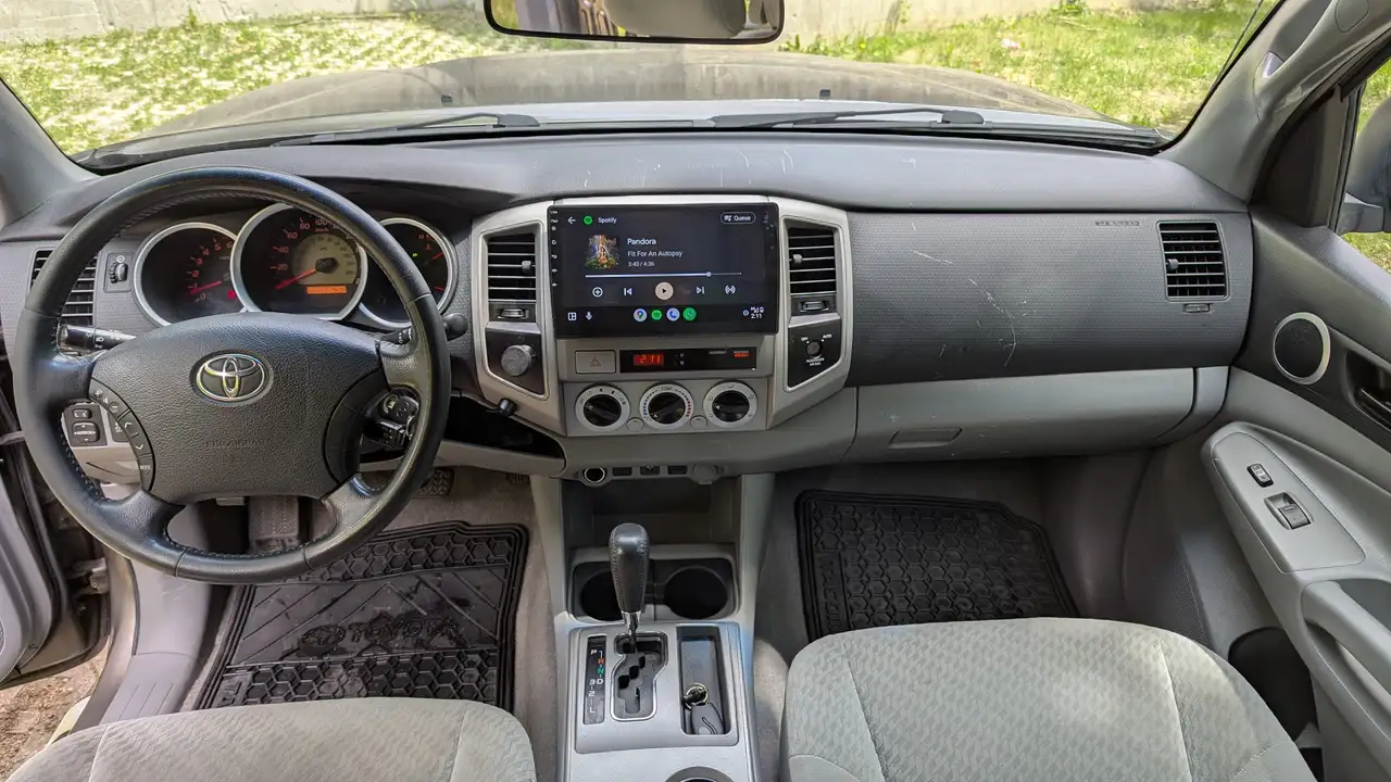 Toyota Tacoma снимка Toyota Tacoma