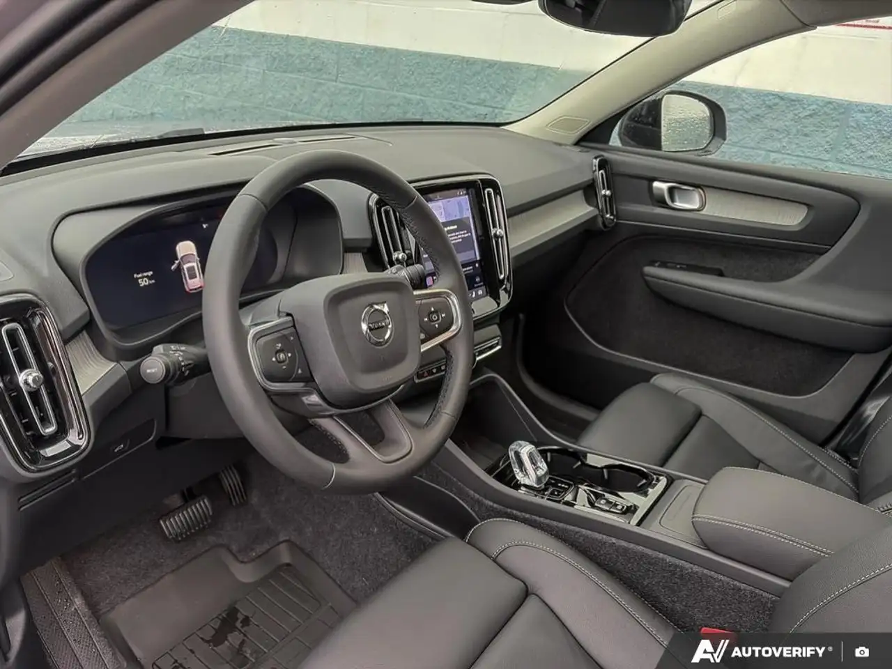 Volvo XC40 снимка Volvo XC40