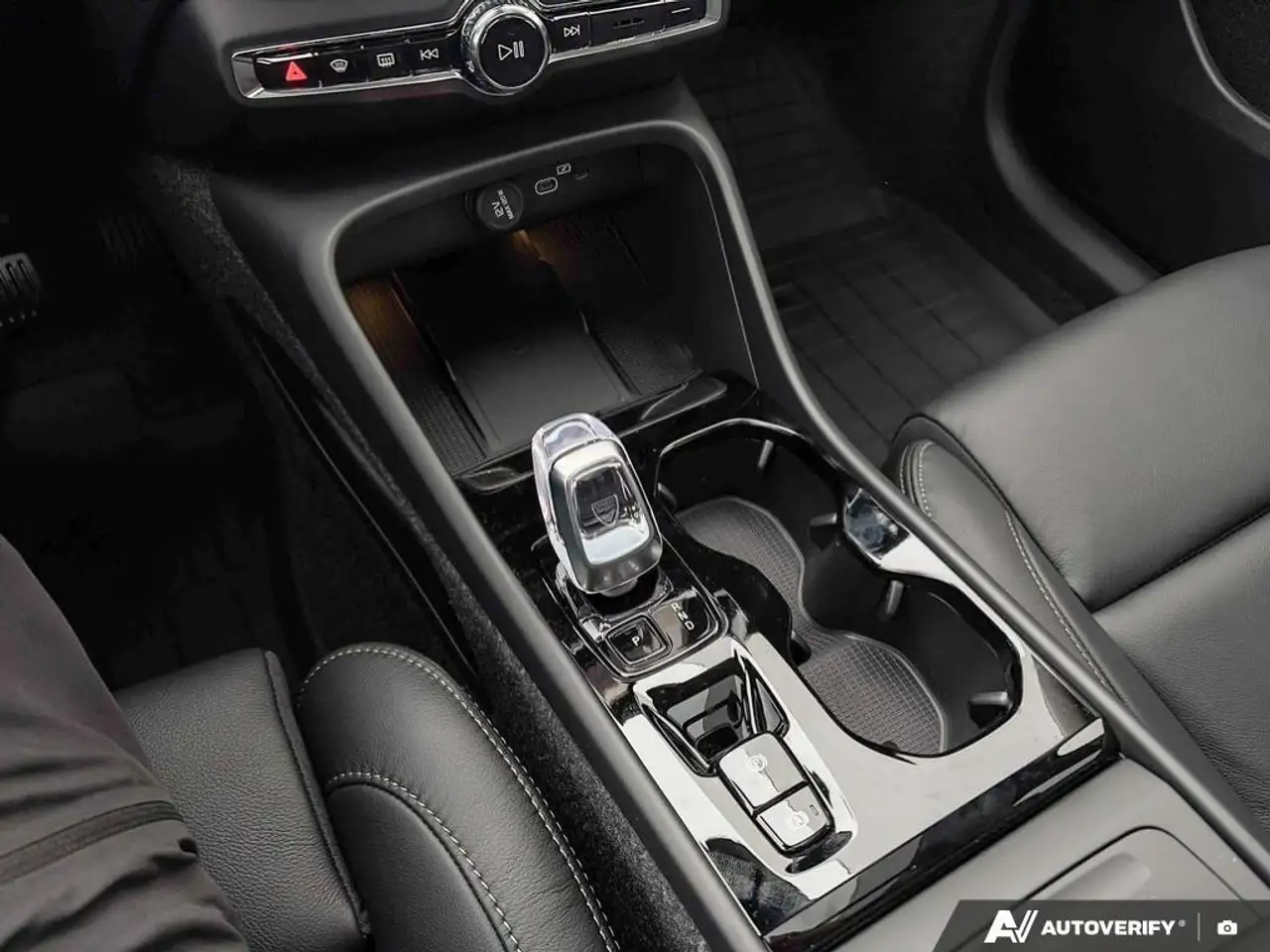 Volvo XC40 снимка Volvo XC40