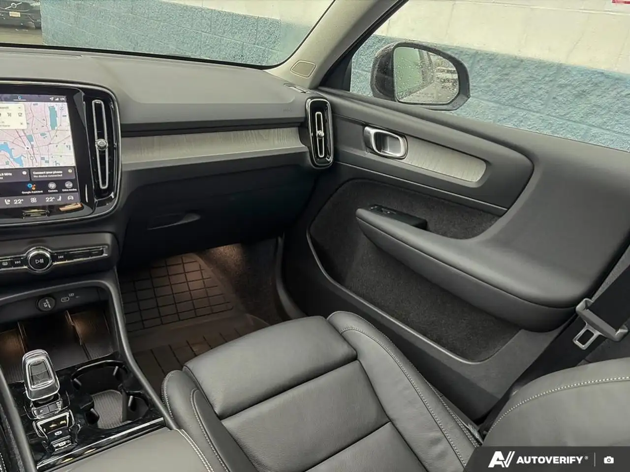Volvo XC40 снимка Volvo XC40