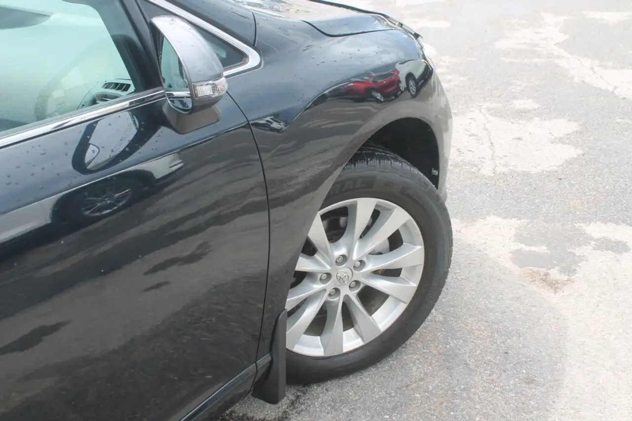 Toyota Venza photo Toyota Venza