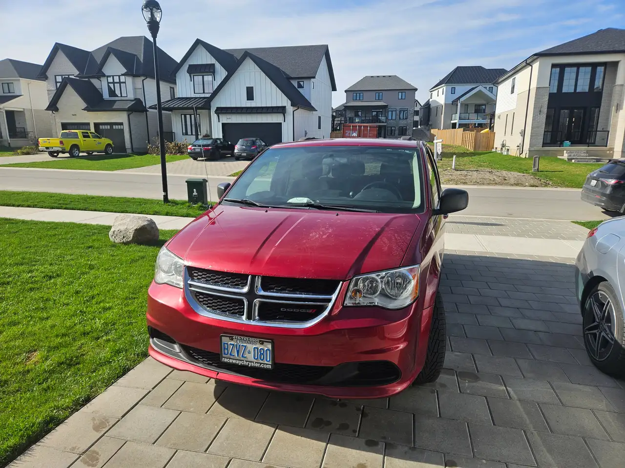 Dodge Grand Caravan photo Dodge Grand Caravan